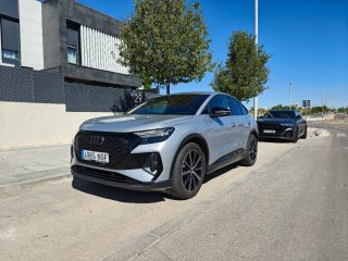 Audi Q4 45 etron Sportback Black line