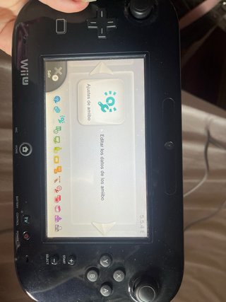 Nintendo Wii U Negra Completa + 2 juegos