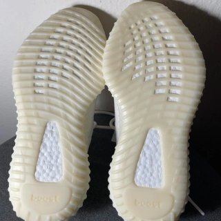 Adidas Yeezy Boost 350 V2 Beige/Blanco Talla 40.5