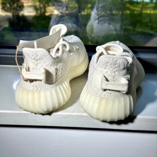 Adidas Yeezy 38.5 Nuevas Originales