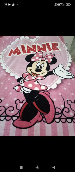 Coperta in pile Minnie Mouse *3 disponibili*