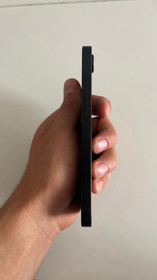 Apple iPhone 17e color mate - 4 mesi di utilizzo