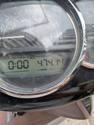 Piaggio Beverly 125 Scooter