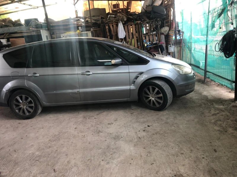 Ford B-MAX 2006 - foto 1