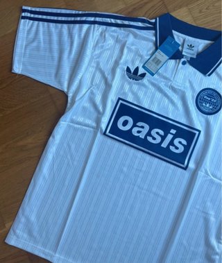 Camiseta Oasis Talla M sin usar