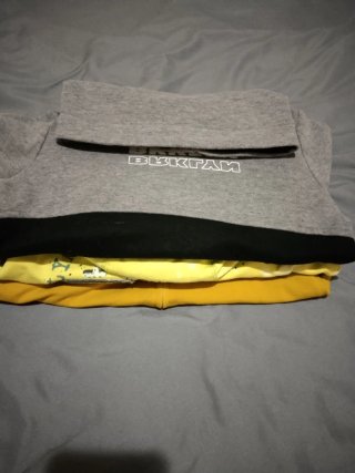 3 Sudaderas Benetton Talla 3/4 Años