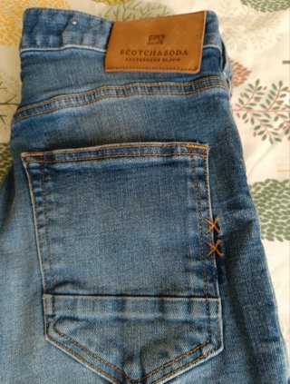Pantalón Vaquero Scotch & Soda. (Talla S)