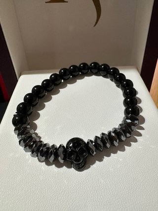 Pulseras Negras con Calavera y Corona