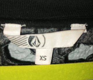 2 Vestidos Y2K DC y Volcom Talla Única