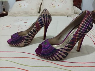 Zapatos de tacón peep toe multicolor