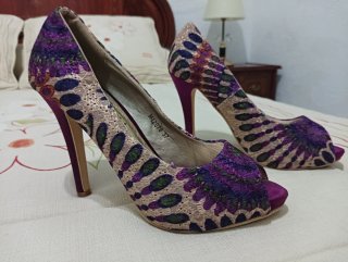 Zapatos de tacón peep toe multicolor