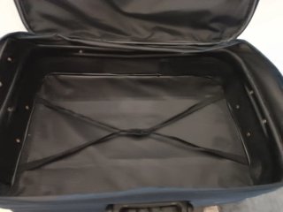 Maleta de viaje azul con ruedas