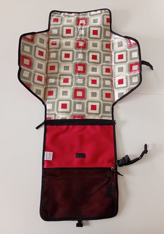 Cambiador Portátil Pañales Skip Hop Rojo