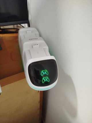 Xbox One S + 2 Baterías Recargables y Cargador