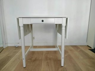 Mesa de comedor extensible blanca