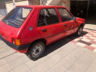 Peugeot 205 1986 4 velocidades