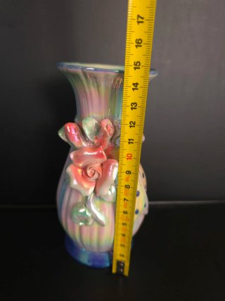 Jarrón de porcelana multicolor con flor