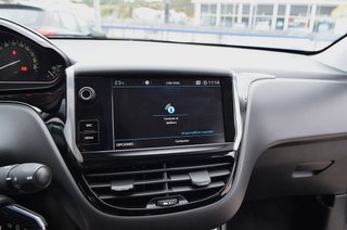Peugeot 208 Premium Pack+Navegacion+Camara+100cv