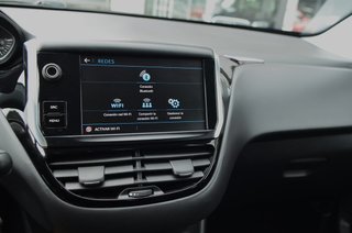 Peugeot 208 Premium Pack+Navegacion+Camara+100cv