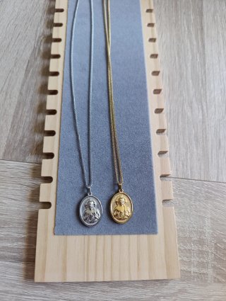 Collares con Sagrado Corazón de jesús