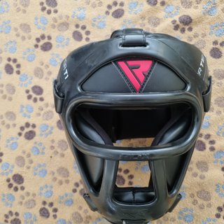 Casco Protección Boxeo RDX Negro. Taman̈o L