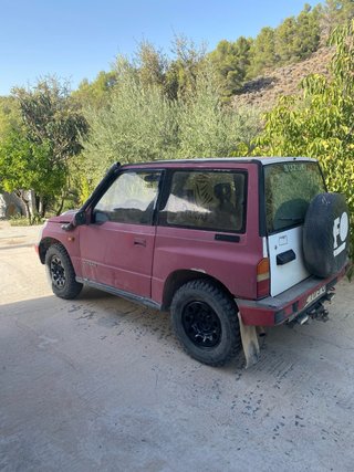 Suzuki  Vitara 1998