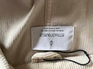 Chaqueta pana