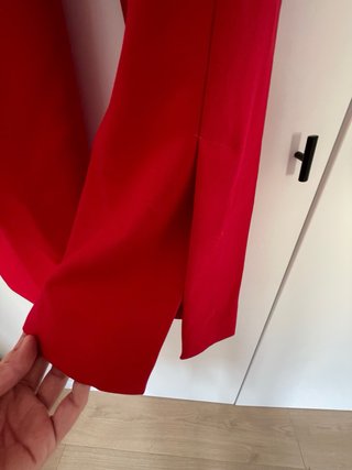 Traje Zara rojo chaleco y pantalón