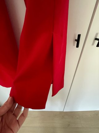 Traje Zara rojo chaleco y pantalón