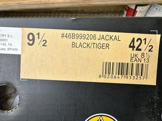 La Sportiva Jackal Negro/Naranja Talla 42.5