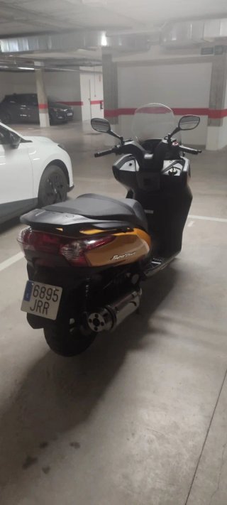 KYMCO SUPER DINK 125 ABS – 2016 – SOLO 8.903km