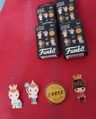 Lote Pines Funko Chase Edición Limitada