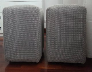 Set di 4 pouf/poggiapiedi in tessuto