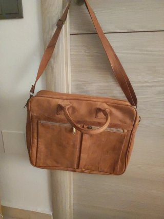 Maletín de cuero Camel