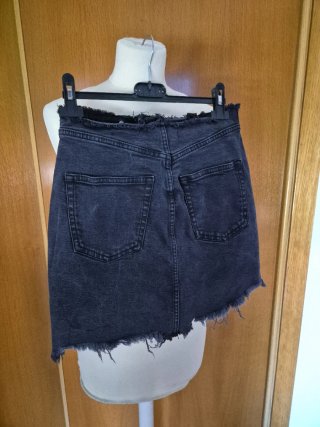 Falda vaquera Bershka negra - XS