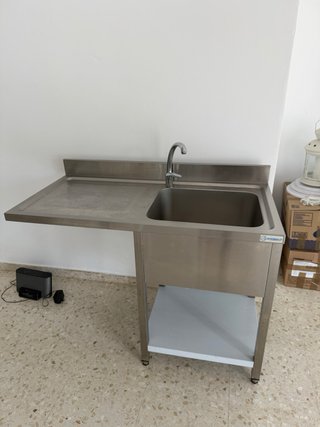 Fregadero INOX con hueco para LAVAVAJILLAS
