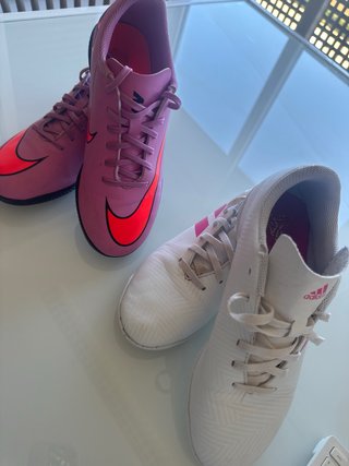 Pack Zapatillas niña Adidas Nemeziz y Nike Mercuri