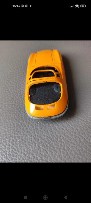 2 modellini auto da collezione