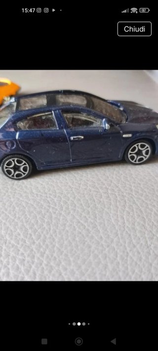 2 modellini auto da collezione