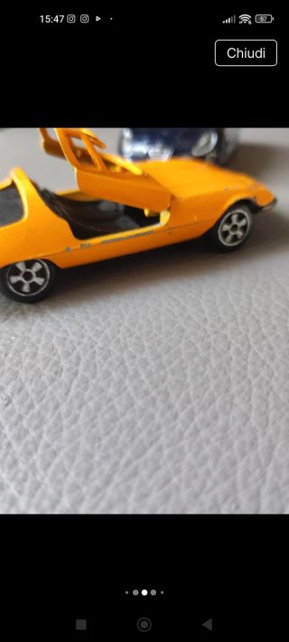 2 modellini auto da collezione