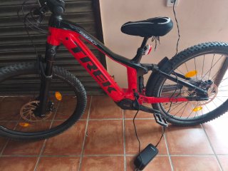 Bicicleta Eléctrica Trek Enduro Roja