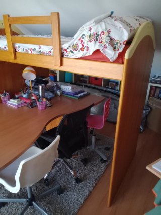 Litera con armario, colchón, anticaidas y escalera