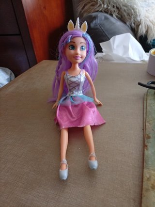 Muñeca Unicornio Pelo Morado y Rosa