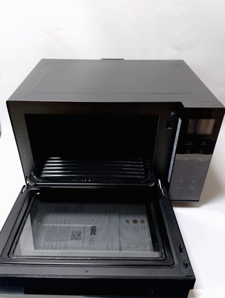 Microondas Panasonic NN-DF38PBEPG 23L