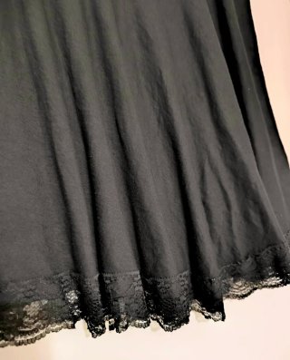 Falda negra M/L 3 eur!