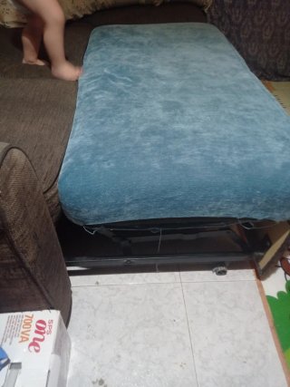 Sofá Chaiselongue Cama Marrón con arcón