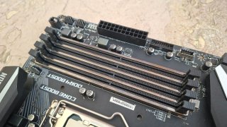Placa Base MSI + i7 9700