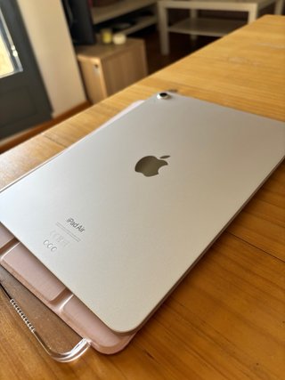 iPad Air 5ª Gen 64GB Wi-Fi Gris Espacial