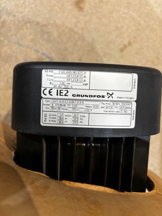 Bomba Grundfos Vertical Multietapa