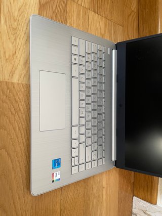 Portátil HP 14 i5 11ª Gen 12GB 500ssd